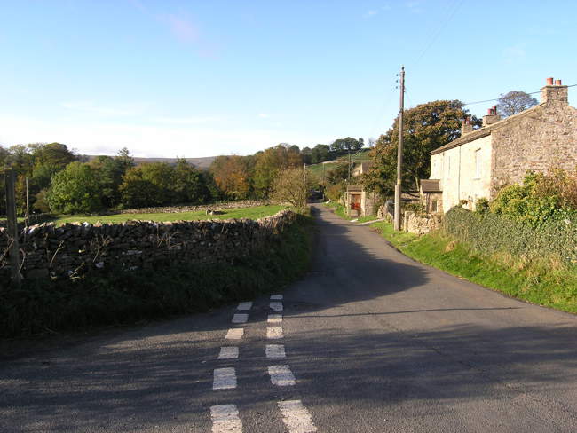 Cottages © Andrew Potter